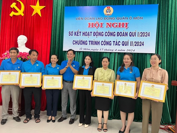 LIÊN ĐOÀN LAO ĐỘNG QUẬN Ô MÔN TỔ CHỨC HỘI NGHỊ SƠ KẾT HOẠT ĐỘNG CÔNG ĐOÀN QUÝ I VÀ TRIỂN KHAI HOẠT ĐỘNG QUÝ II NĂM 2024