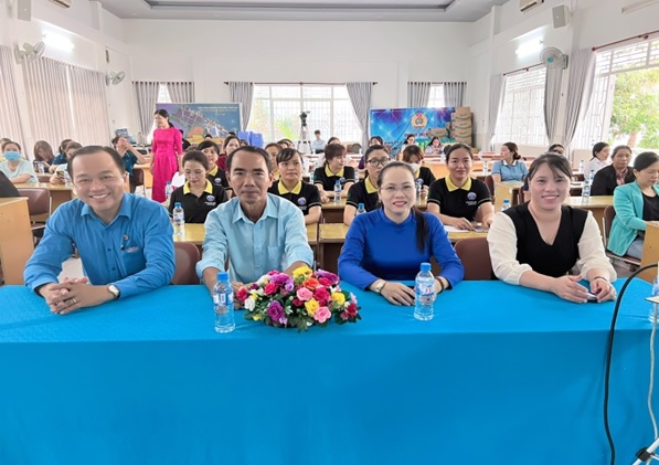 HỘI THẢO CHUYÊN ĐỀ “TẦM SOÁT CÁC BỆNH LÝ PHỤ NỮ” TRONG ĐOÀN VIÊN, CÔNG NHÂN LAO ĐỘNG NĂM 2024