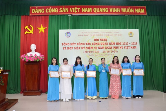 HỘI NGHỊ TỔNG KẾT CÔNG TÁC CÔNG ĐOÀN NĂM HỌC 2023-2024 VÀ HỌP MẶT KỶ NIỆM 94 NĂM NGÀY PHỤ NỮ VIỆT NAM (20/10/1930 – 20/10/2024)