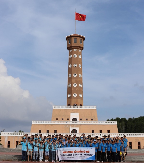 CÔNG ĐOÀN CƠ SỞ TRƯỜNG CAO ĐẲNG NGHỀ CẦN THƠ HOẠT ĐỘNG VỀ NGUỒN ĐẤT MŨI - CÀ MAU