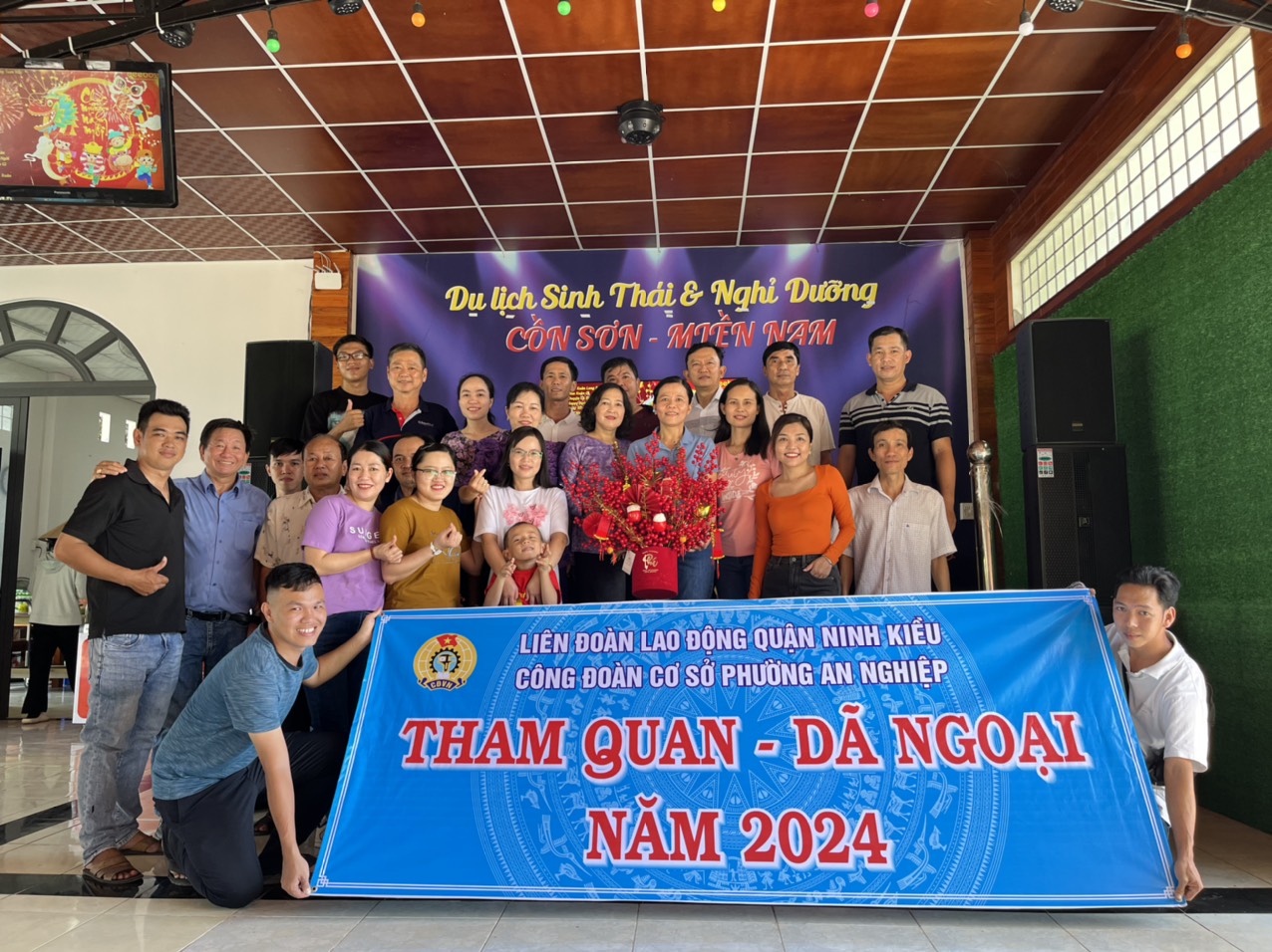 QUẬN NINH KIỀU: CÔNG ĐOÀN CƠ SỞ PHƯỜNG AN NGHIỆP TỔ CHỨC THAM QUAN DÃ NGOẠI TẠI KHU DU LỊCH CỒN SƠN NĂM 2024