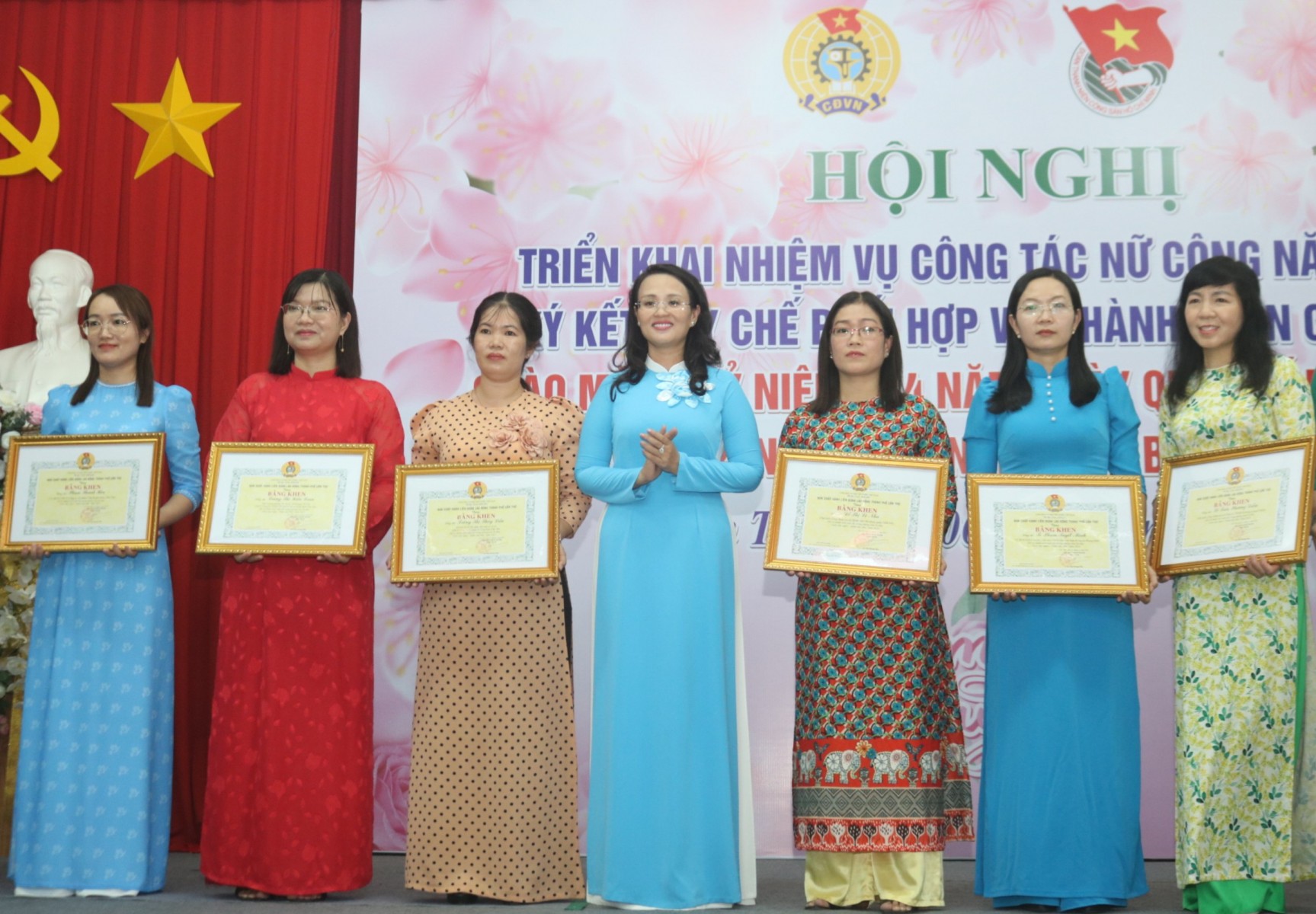 LIÊN ĐOÀN LAO ĐỘNG TP CẦN THƠ TỔ CHỨC HỘI NGHỊ TRIỂN KHAI NHIỆM VỤ CÔNG TÁC NỮ CÔNG NĂM 2024; KÝ KẾT QUY CHẾ PHỐI HỢP VỚI THÀNH ĐOÀN CẦN THƠ