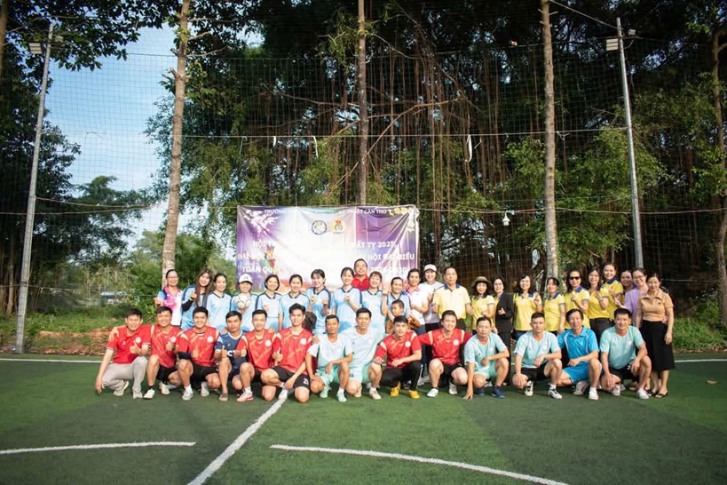 HỘI THAO MỪNG ĐẢNG, MỪNG XUÂN ẤT TỴ 2025, CHÀO MỪNG ĐẠI HỘI ĐẢNG CÁC CẤP TIẾN TỚI ĐẠI HỘI ĐẠI BIỂU TOÀN QUỐC LẦN THỨ XIV, NHIỆM KỲ 2025-2030 CỦA TRƯỜNG CAO ĐẲNG KINH TẾ - KỸ THUẬT CẦN THƠ