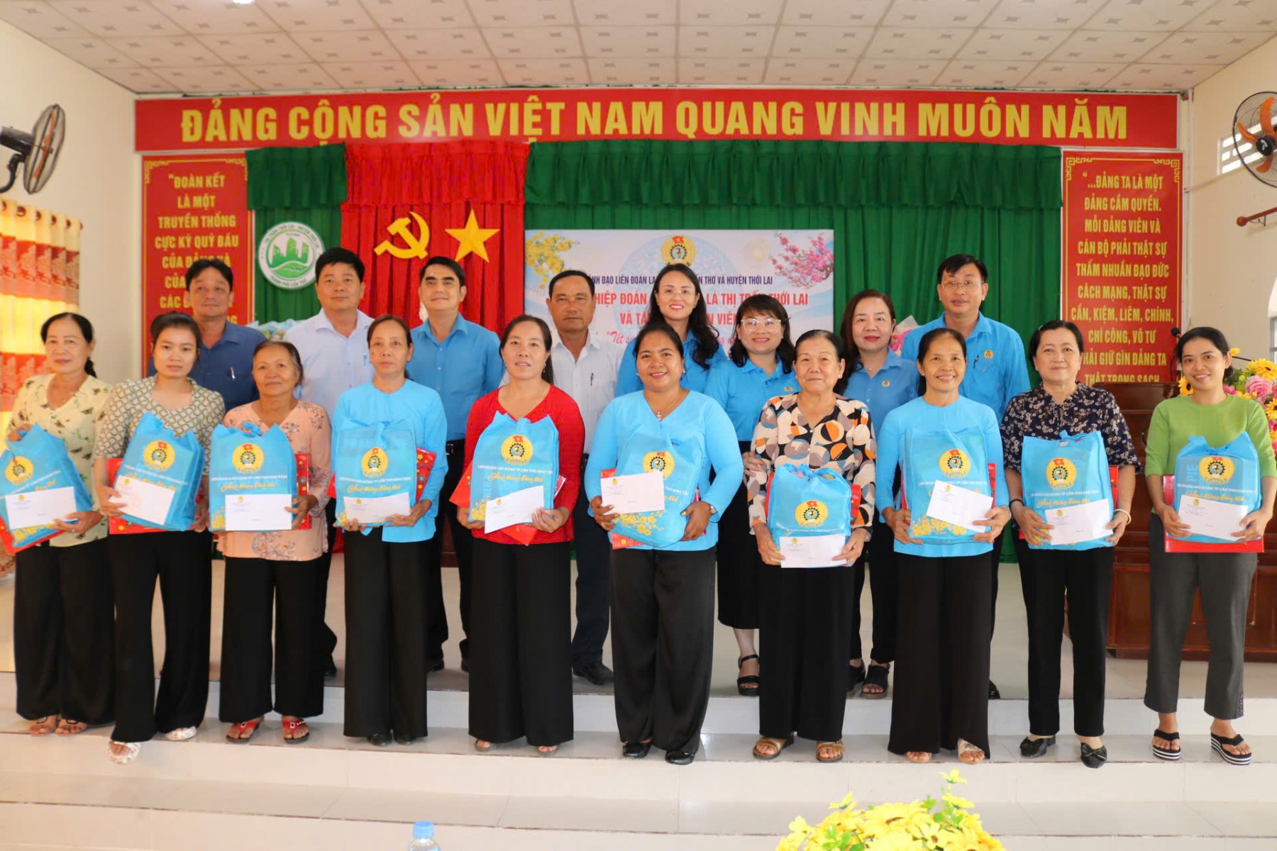 HOẠT ĐỘNG CHĂM LO TẾT ẤT TỴ 2024 (TIẾP THEO)-