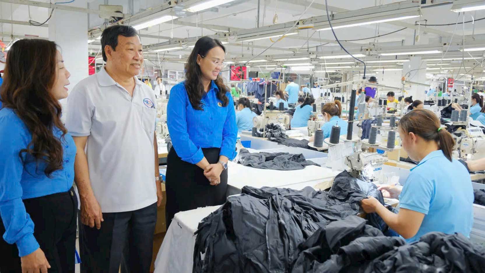 Chăm lo công nhân tại doanh nghiệp dịp Tháng Công nhân