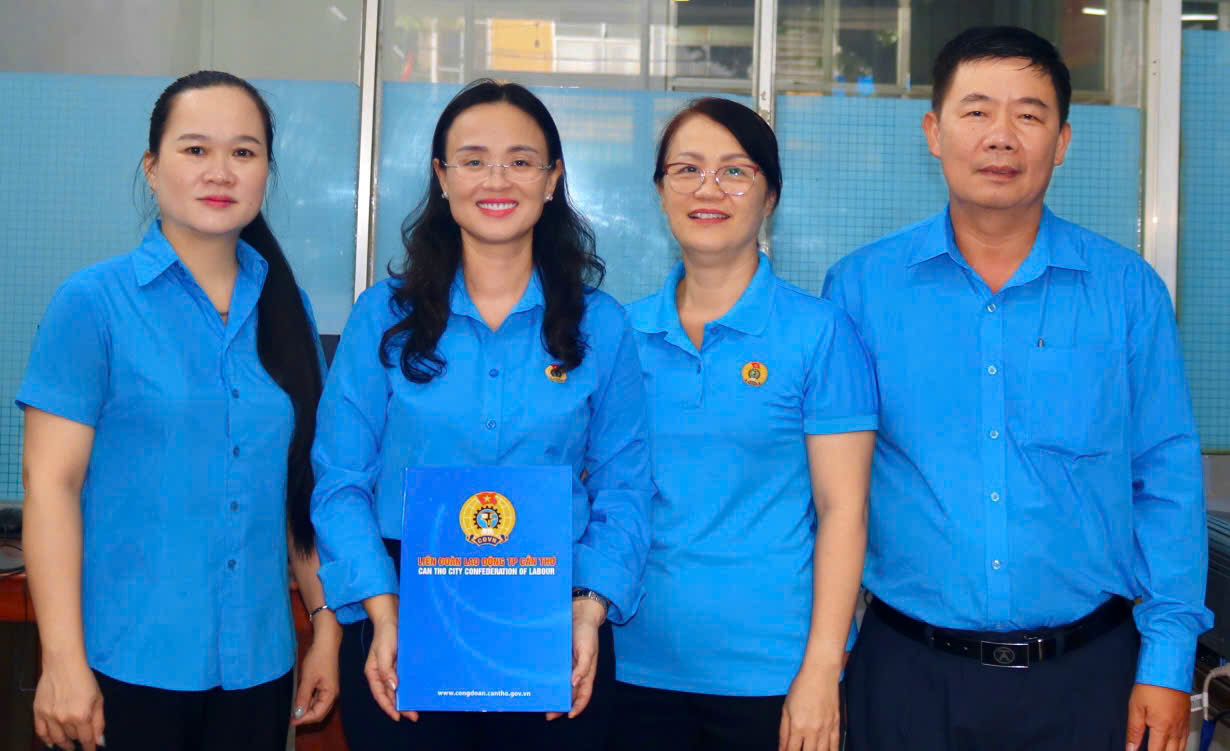 Cần Thơ thành lập Ban Quản lý Quỹ Trợ vốn cho công nhân lao động nghèo