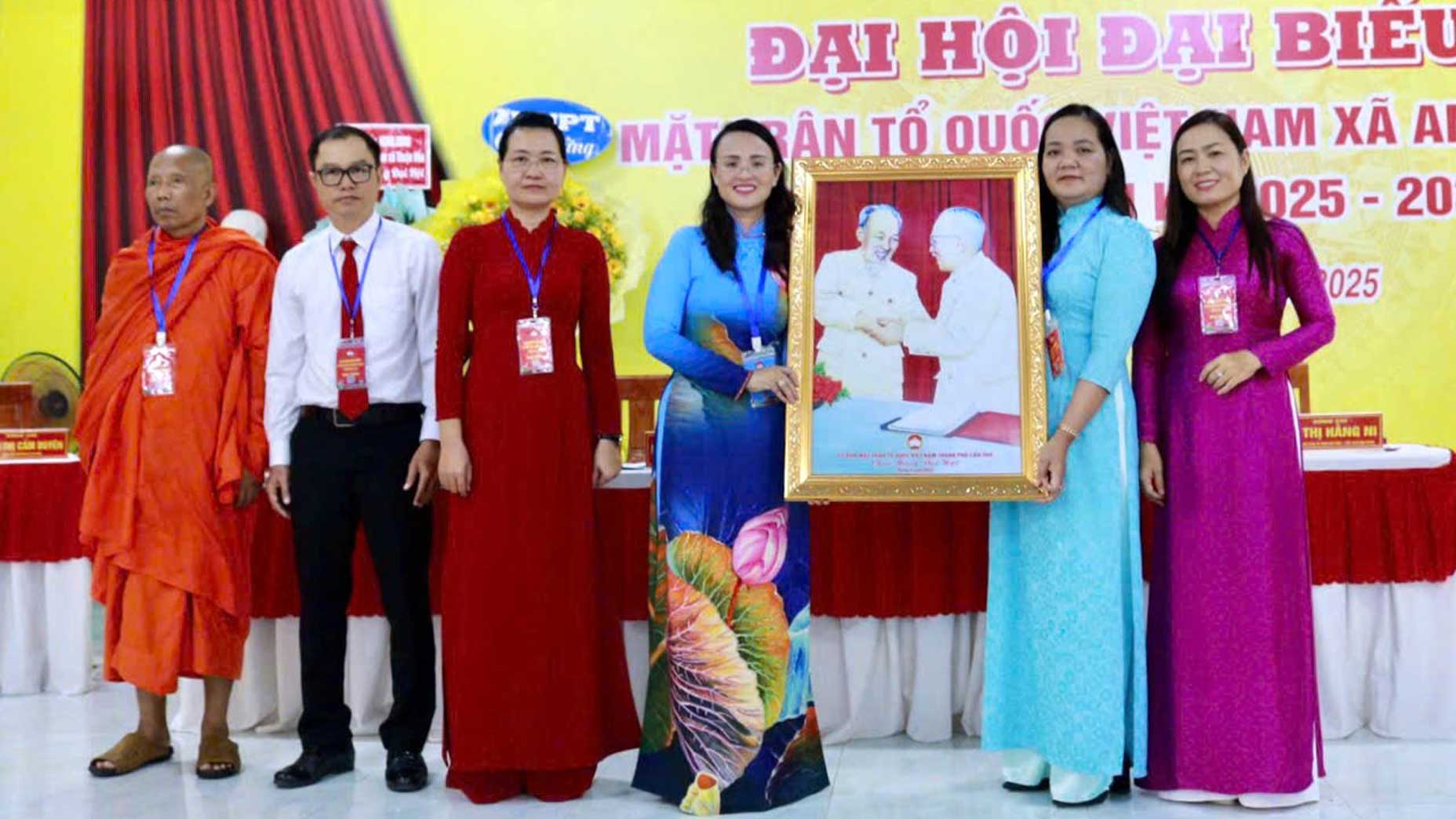 Bà Huỳnh Thị Ngọc Tím làm Chủ tịch Ủy ban Mặt trận Tổ quốc Việt Nam xã An Ninh, TP Cần Thơ