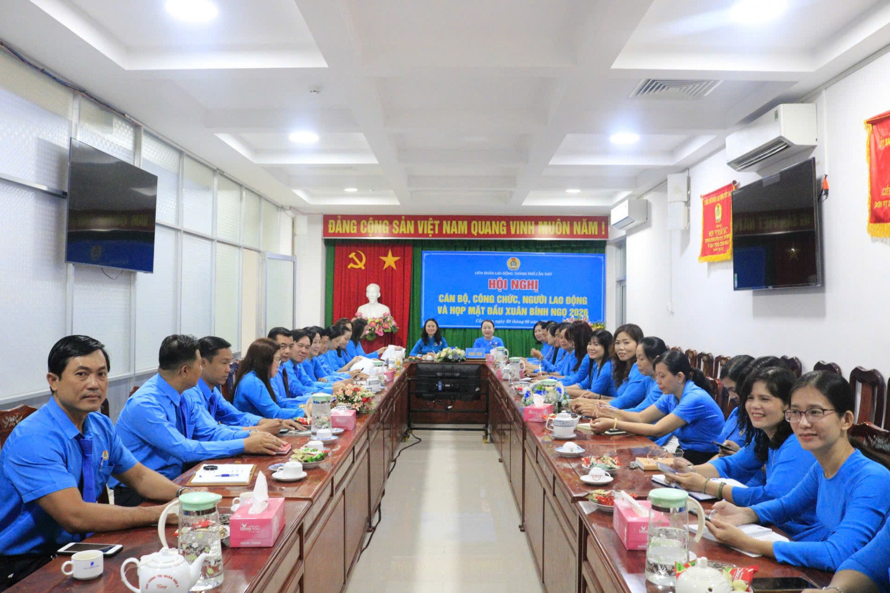 LĐLĐ TP Cần Thơ đẩy mạnh thi đua Lao động giỏi, lao động sáng tạo trong năm mới