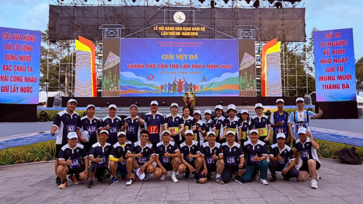 Công đoàn Trường Cao đẳng nghề Cần Thơ sôi nổi tham gia Giải Việt dã thành phố năm 2026 