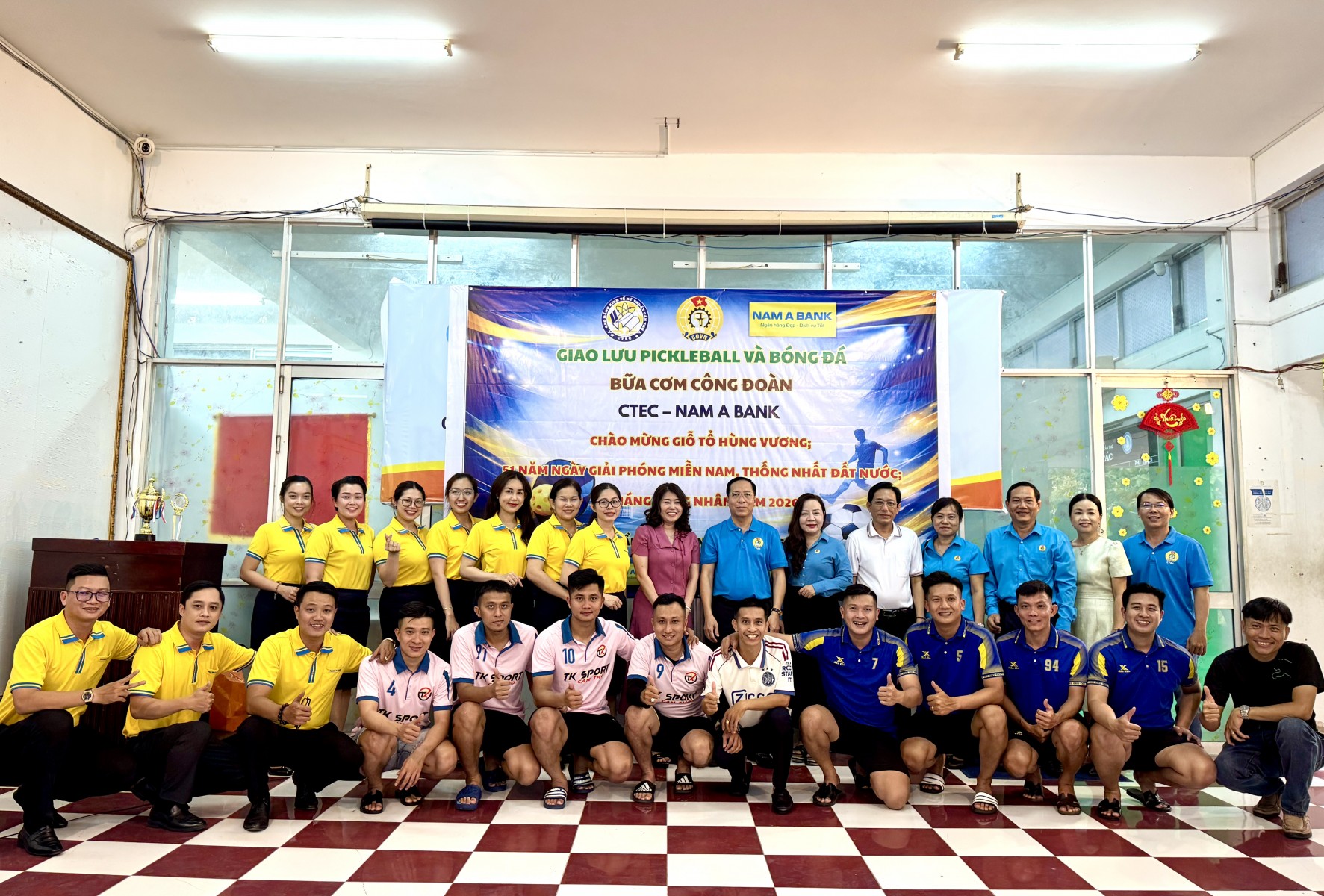 Công đoàn Trường Cao đẳng Kinh tế – Kỹ thuật Cần Thơ: Sôi nổi giao lưu thể thao, ấm áp “Bữa cơm Công đoàn” 