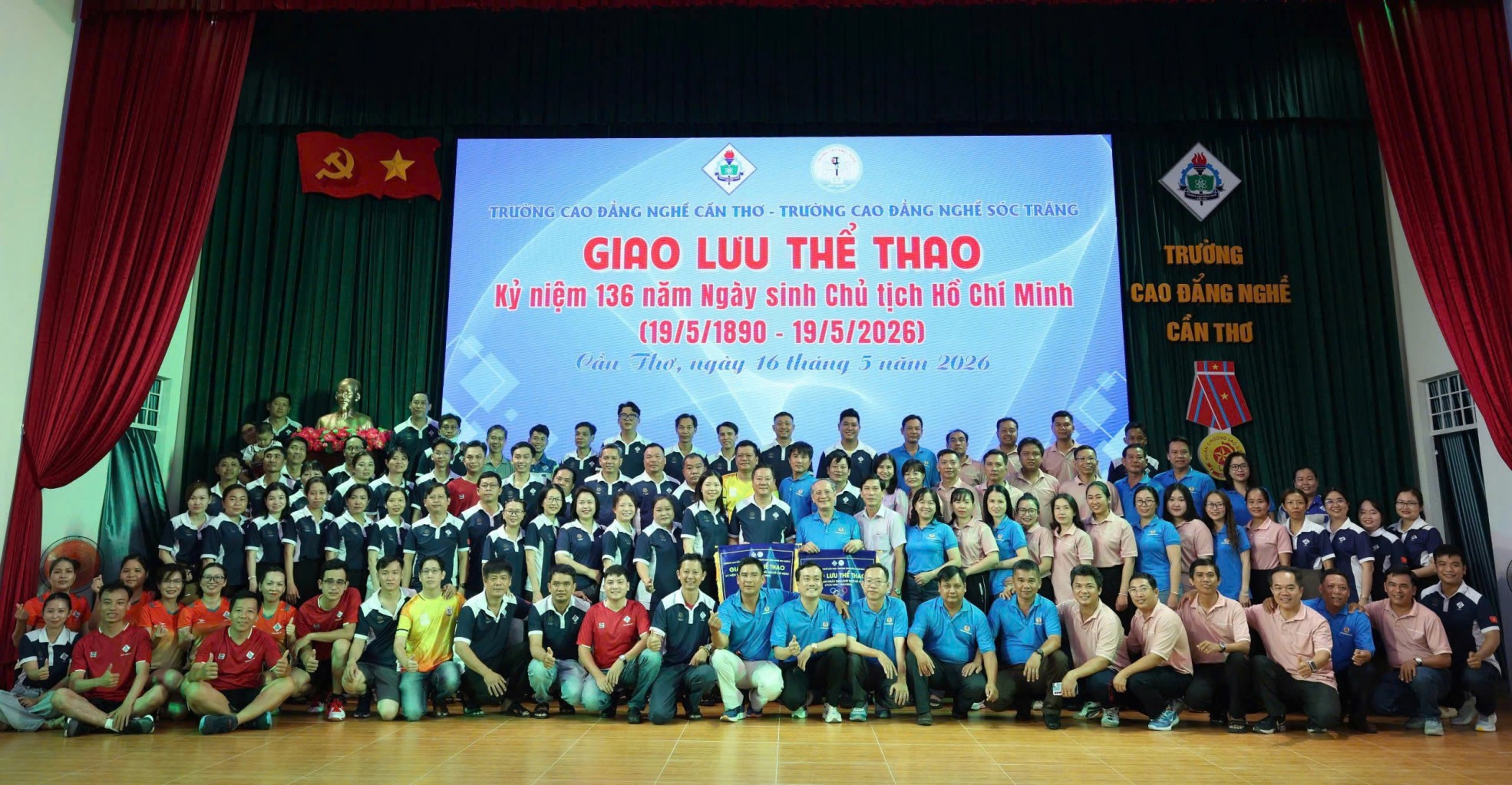 Ngày hội thể thao gắn kết viên chức, người lao động hai Trường Cao đẳng nghề 