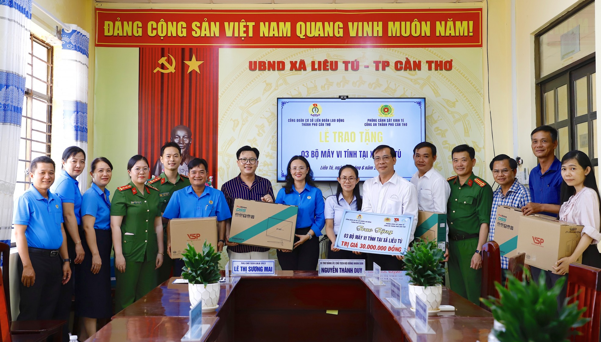 Hỗ trợ cơ sở đẩy mạnh chuyển đổi số 