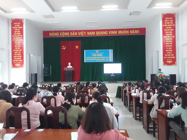 LIÊN ĐOÀN LAO ĐỘNG QUẬN BÌNH THỦY TỔ CHỨC HỘI NGHỊ TRIỂN KHAI HƯỚNG DẪN TỔ CHỨC ĐẠI HỘI CĐCS NHIỆM KỲ 2023-2028