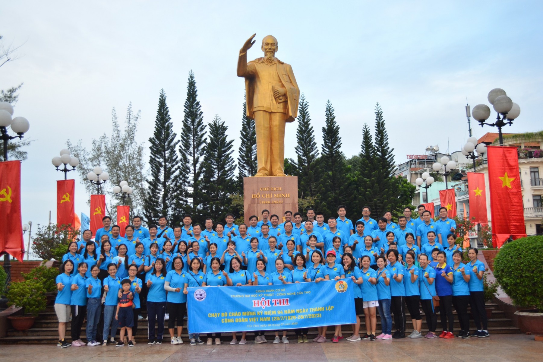 CÔNG ĐOÀN TRƯỜNG ĐẠI HỌC KỸ THUẬT - CÔNG NGHỆ CẦN THƠ TỔ CHỨC HỘI THI CHẠY BỘ CHÀO MỪNG 94 NĂM NGÀY THÀNH LẬP CÔNG ĐOÀN VIỆT NAM (28/7/1929-28/7/2023) VÀ ĐẠI HỘI CÔNG ĐOÀN THÀNH PHỐ CẦN THƠ LẦN THỨ XI, NHIỆM KỲ 2023-2028