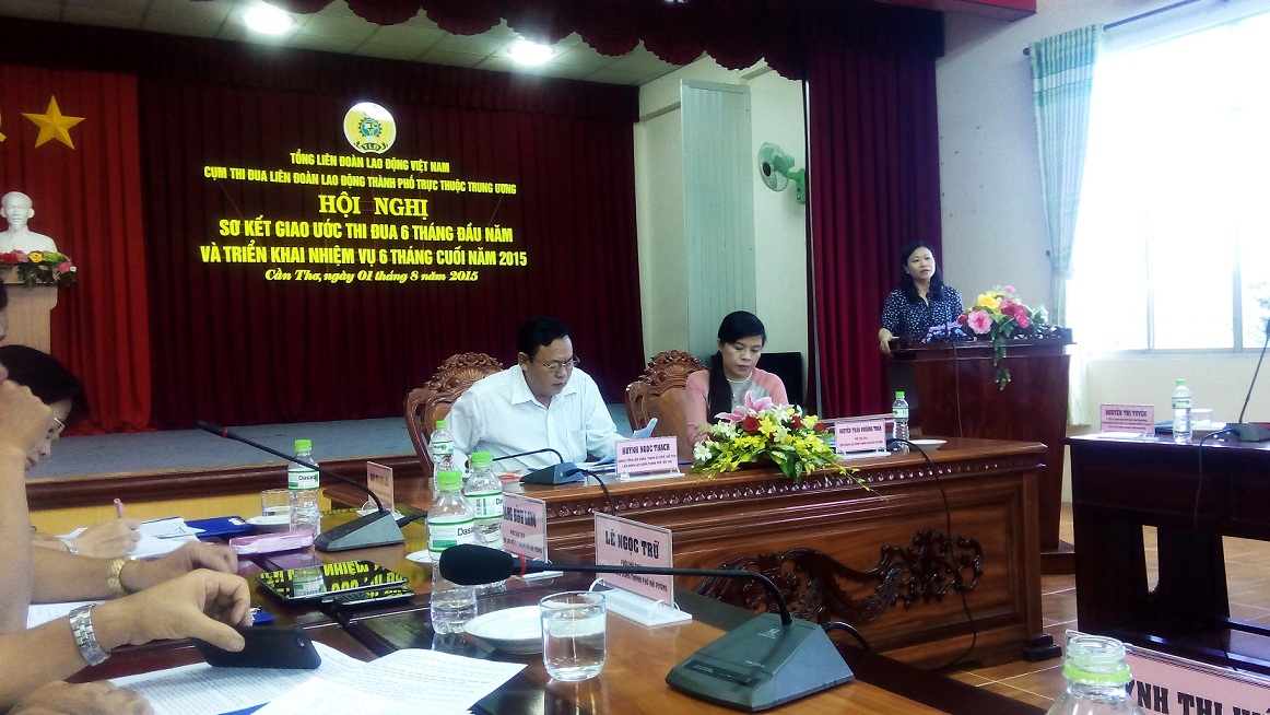 Cụm thi đua Liên đoàn Lao động 5 TP trực thuộc Trung ương tổ chức Hội nghị sơ kết giao ước thi đua 6 tháng đầu năm 2015 