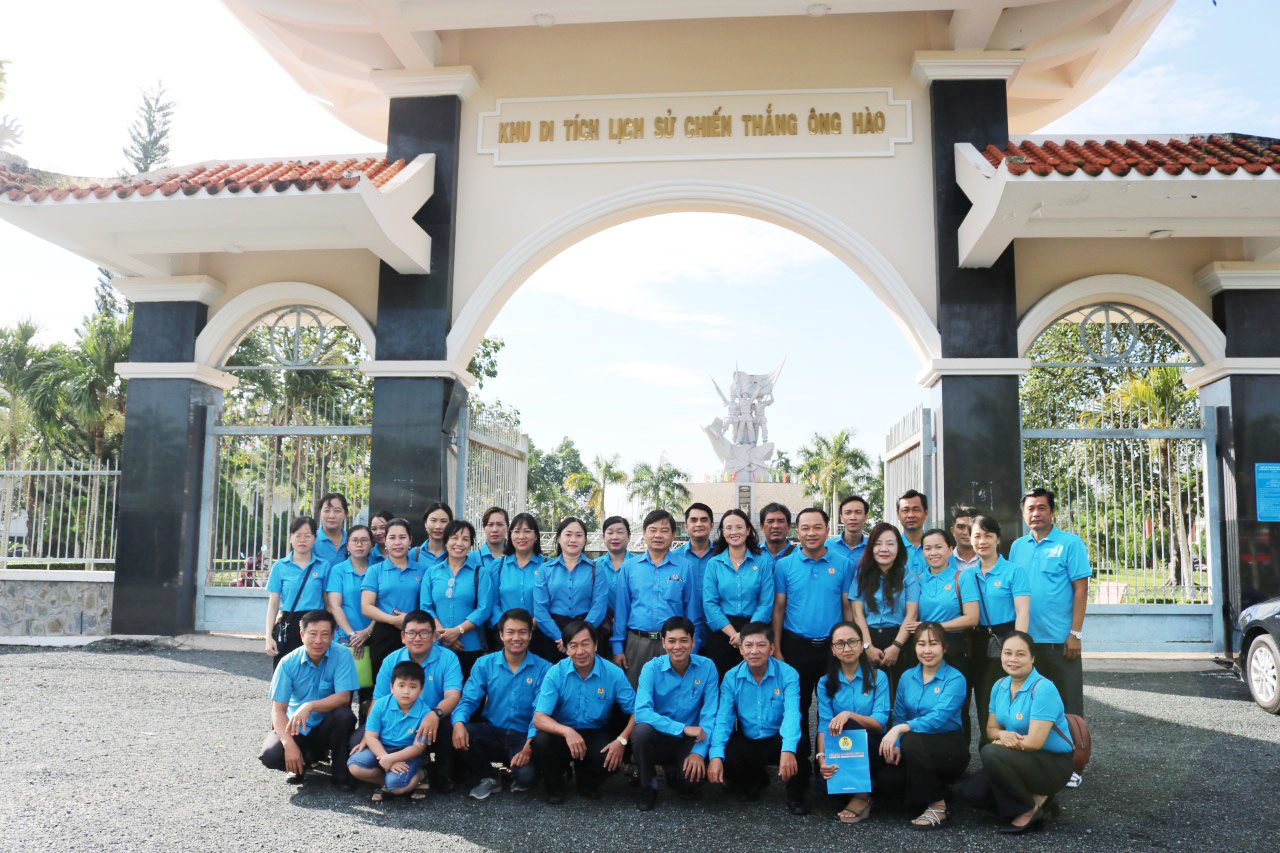 Sinh hoạt chuyên đề tại Khu di tích lịch sử chiến thắng Ông Hào