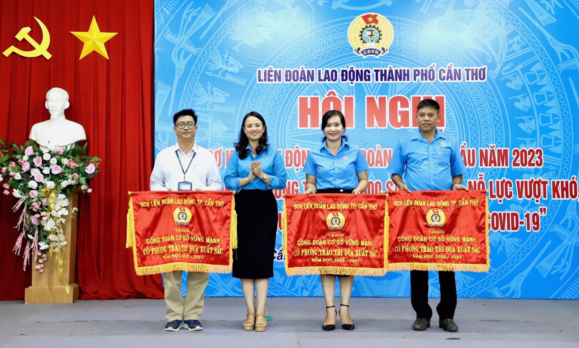 LIÊN ĐOÀN LAO ĐỘNG TP CẦN THƠ: HỘI NGHỊ SƠ KẾT HOẠT ĐỘNG CÔNG ĐOÀN 9 THÁNG ĐẦU NĂM; TỔNG KẾT CHƯƠNG TRÌNH “9.000 SÁNG KIẾN, NỖ LỰC, VƯỢT KHÓ, SÁNG TẠO, QUYẾT TÂM CHIẾN THẮNG ĐẠI DỊCH COVID-19”