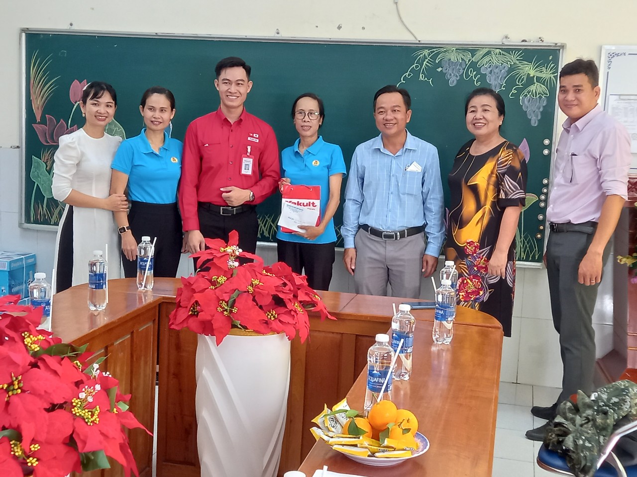 LIÊN ĐOÀN LAO ĐỘNG QUẬN NINH KIỀU CHĂM LO ĐOÀN VIÊN, NGƯỜI LAO ĐỘNG MẮC BỆNH HIỂM NGHÈO, NHÂN THÁNG CÔNG NHÂN NĂM 2023