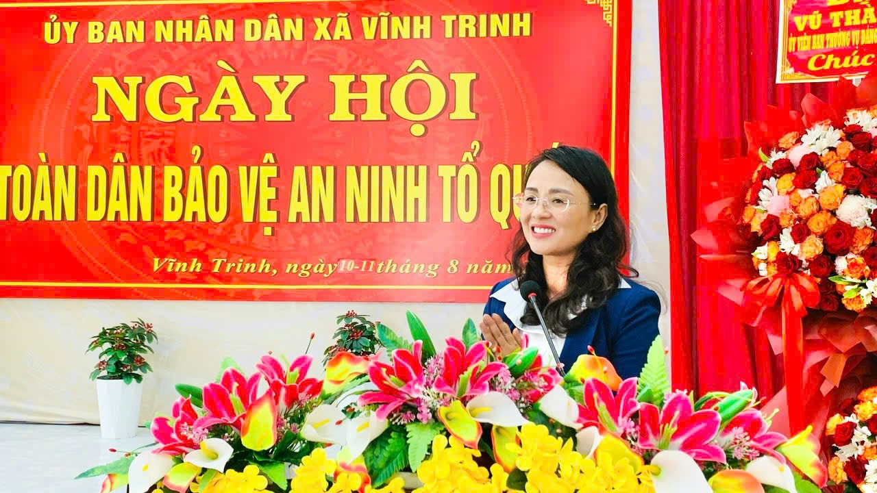 Chủ tịch LĐLĐ TP Cần Thơ dự Ngày hội toàn dân bảo vệ an ninh Tổ quốc tại xã Vĩnh Trinh