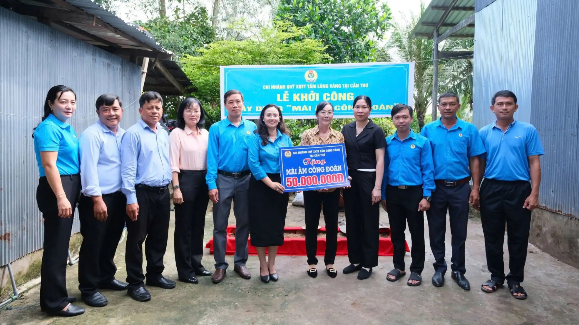 Phát huy vai trò Ban Nữ công trong chăm lo, bảo vệ quyền lợi lao động nữ 