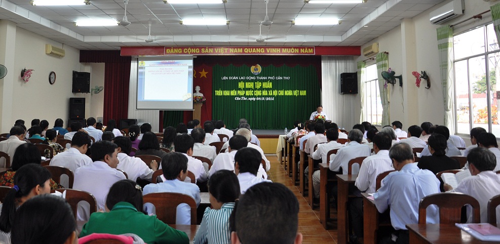 Triển khai Hiến pháp nước Cộng Hòa Xã Hội Chủ Nghĩa Việt Nam năm 2013