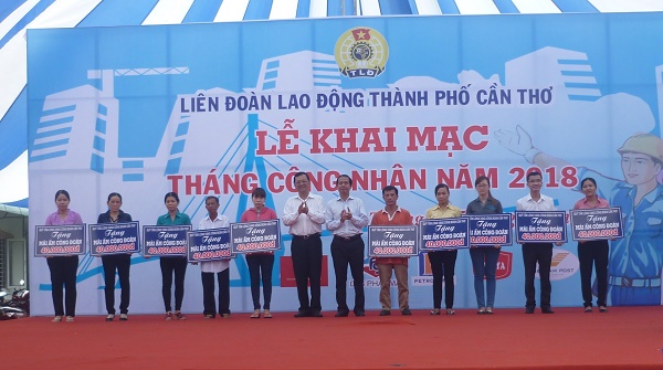 LIÊN ĐOÀN LAO ĐỘNG THÀNH PHỐ TỔ CHỨC LỄ KHAI MẠC THÁNG CÔNG NHÂN NĂM 2018