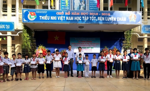 LIÊN ĐOÀN LAO ĐỘNG QUẬN BÌNH THỦY PHỐI HỢP TỔ CHỨC  LỄ PHÁT ĐỘNG “THÁNG HÀNH ĐỘNG VÌ TRẺ EM” NĂM 2019