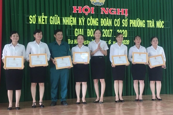 HỘI NGHỊ SƠ KẾT NỬA NHIỆM KỲ CÔNG ĐOÀN CƠ SỞ PHƯỜNG TRÀ NÓC