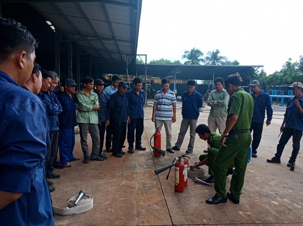 CÁI RĂNG - CÔNG ĐOÀN CÔNG TY TNHH SẤU CON THAM GIA DIỄN TẬP PHÒNG CHỐNG CHÁY NỔ NĂM 2019