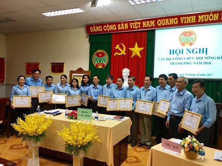 HỘI NÔNG DÂN THÀNH PHỐ TỔ CHỨC HỘI NGHỊ CÁN BỘ, CÔNG CHỨC NĂM 2018