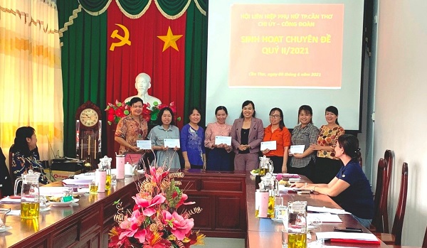 TIẾP TỤC ĐẨY MẠNH HỌC TẬP VÀ LÀM THEO TƯ TƯỞNG, ĐẠO ĐỨC, PHONG CÁCH HỒ CHÍ MINH