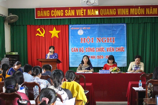 HỘI NGHỊ CÁN BỘ, CÔNG CHỨC, VIÊN CHỨC TRƯỜNG THPT NGUYỄN VIỆT HỒNG NĂM HỌC 2020 – 2021