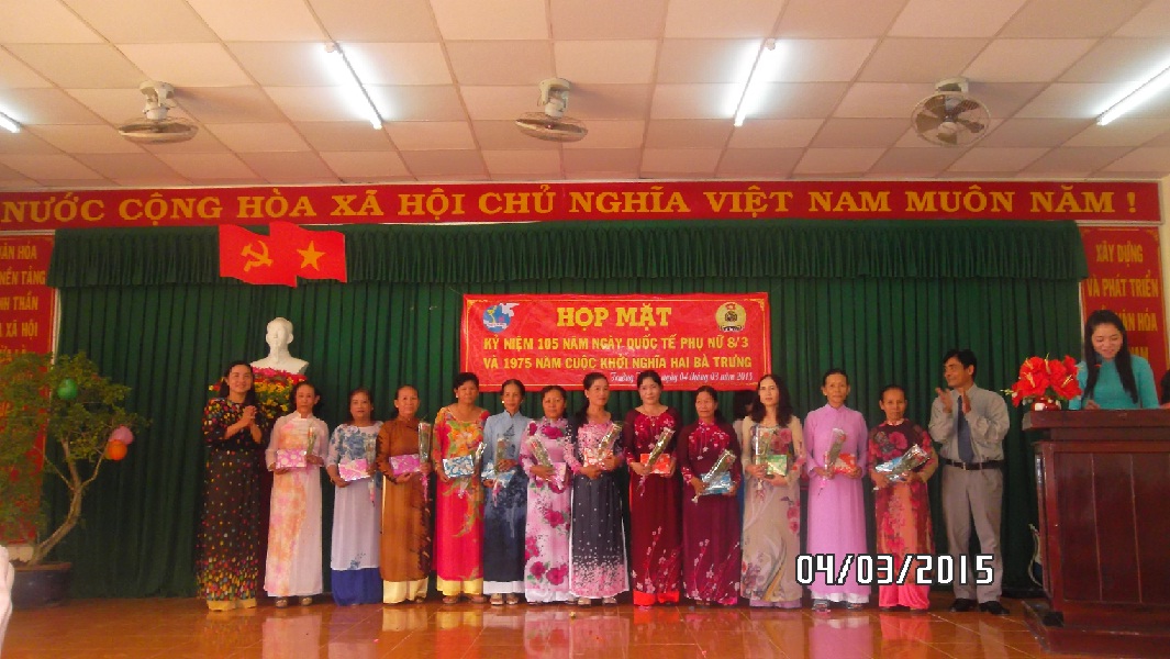 HỌP MẶT KỶ NIỆM 105 NGÀY QUỐC TẾ PHỤ NỮ (8/3/1910 -8/3/2015) 1975 NĂM KHỞI NGHĨA HAI BÀ TRƯNG