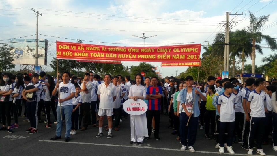 CÔNG ĐOÀN CƠ SỞ XÃ NHƠN ÁI, HUYỆN PHONG ĐIỀN THAM GIA “NGÀY CHẠY OLYMPIC VÌ SỨC KHỎE TOÀN DÂN”