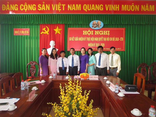 CHI BỘ LIÊN ĐOÀN LAO ĐỘNG HUYỆN THỚI LAI TỔ CHỨC HỘI NGHỊ SƠ KẾT GIỮA NHIỆM KỲ 2015 – 2020