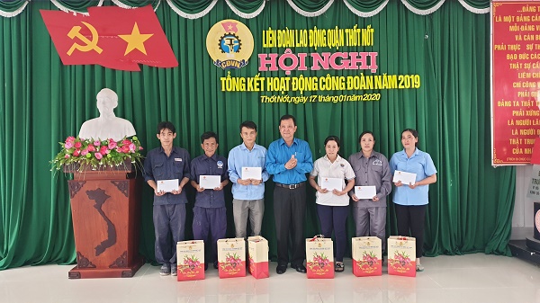 HỘI NGHỊ TỔNG KẾT HOẠT ĐỘNG CÔNG ĐOÀN QUẬN THỐT NỐT NĂM 2019