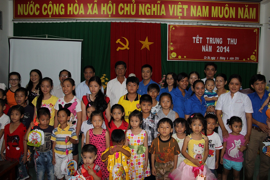 TRUNG THU ĐẦM ẤM